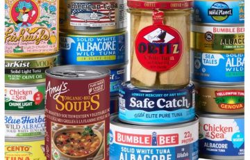 Family Table TCS has committed to donating 30 cans of tuna and 30 cans of vegetarian soup every month. Right now, they need vegetarian low-sodium soup (kosher preferred) and canned low-sodium tuna. Please bring your donations (some flavors of Trader Joe’s boxed soup and Amy’s canned soups are good options) to TCS or you can purchase through Family Table’s Amazon wish list. The need for soup is urgent as the Greater Boston Food Bank doesn’t stock kosher soup and purchasing enough for all of their clients is impossible. Thank you for your ongoing generosity! One Sunday each year, TCS also provides up to eight drivers to help deliver groceries directly to recipients. During Chanukah, we extend our support by donating gift cards, giving parents with limited means the opportunity to choose meaningful gifts for their children.